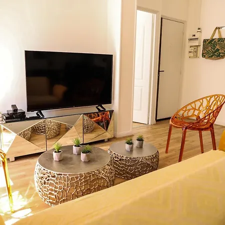 T3 Jaude + Terrasse Et Garage