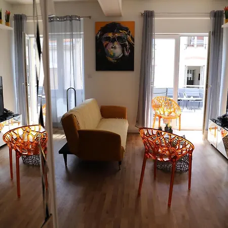T3 Jaude + Terrasse Et Garage * Clermont-Ferrand