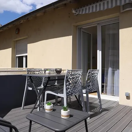 T3 Jaude + Terrasse Et Garage Апартаменты Клермон-Ферран